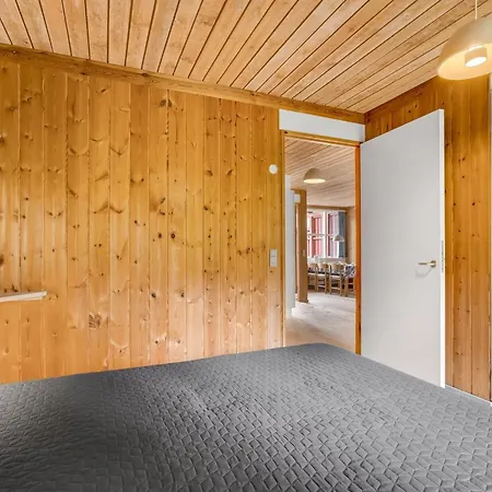 Nyaraló Hira - 300m From The Sea By Interhome Bøtø By